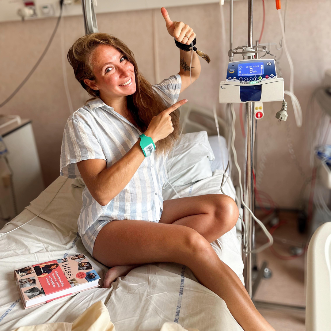 parent en néonatologie auprès d’un bébé prématuré